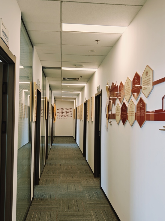 廉洁文化长廊(摄:四公司 田松林).jpg